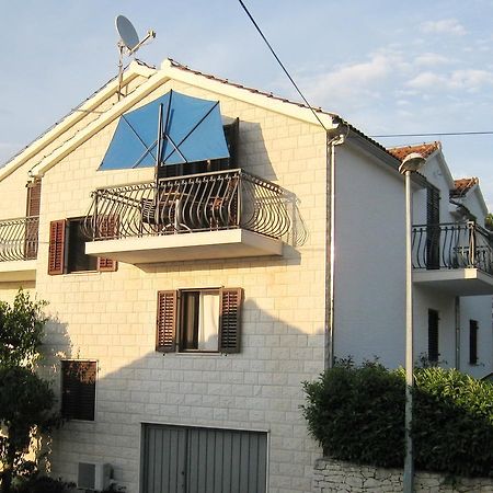 Apartments Raic Supetar Exterior photo